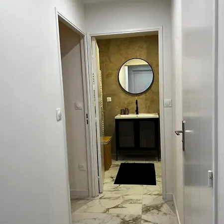 Spacieux Centre Apartment